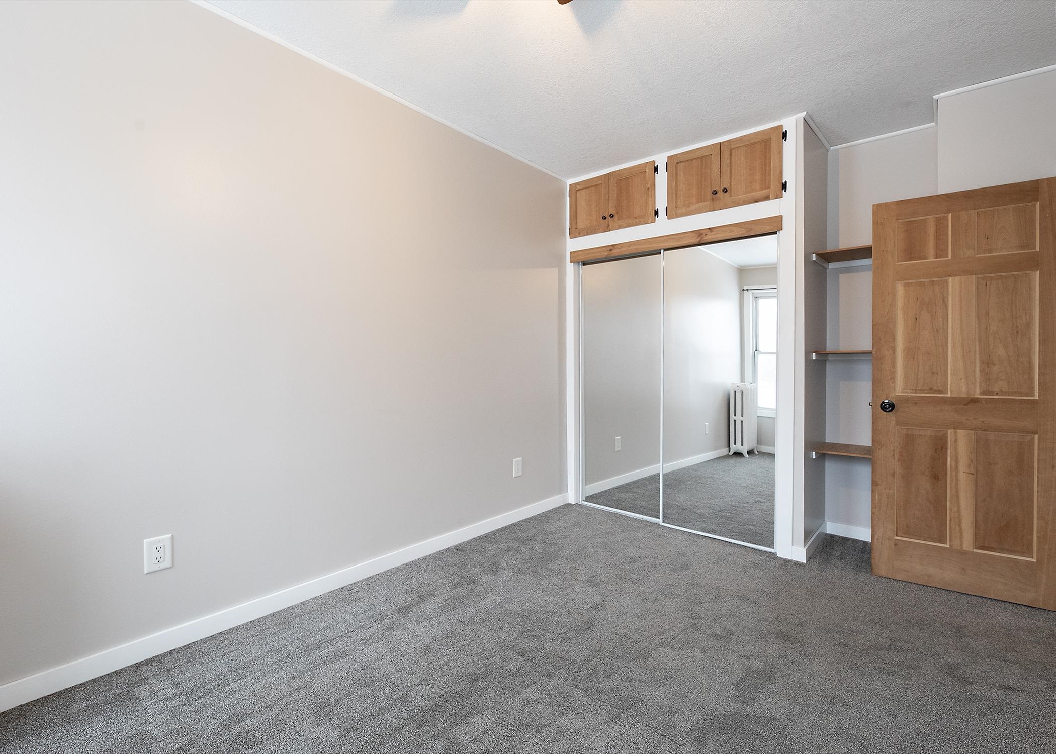 2123 John Avenue Superior, WI 54880 - Photo 27 of 40