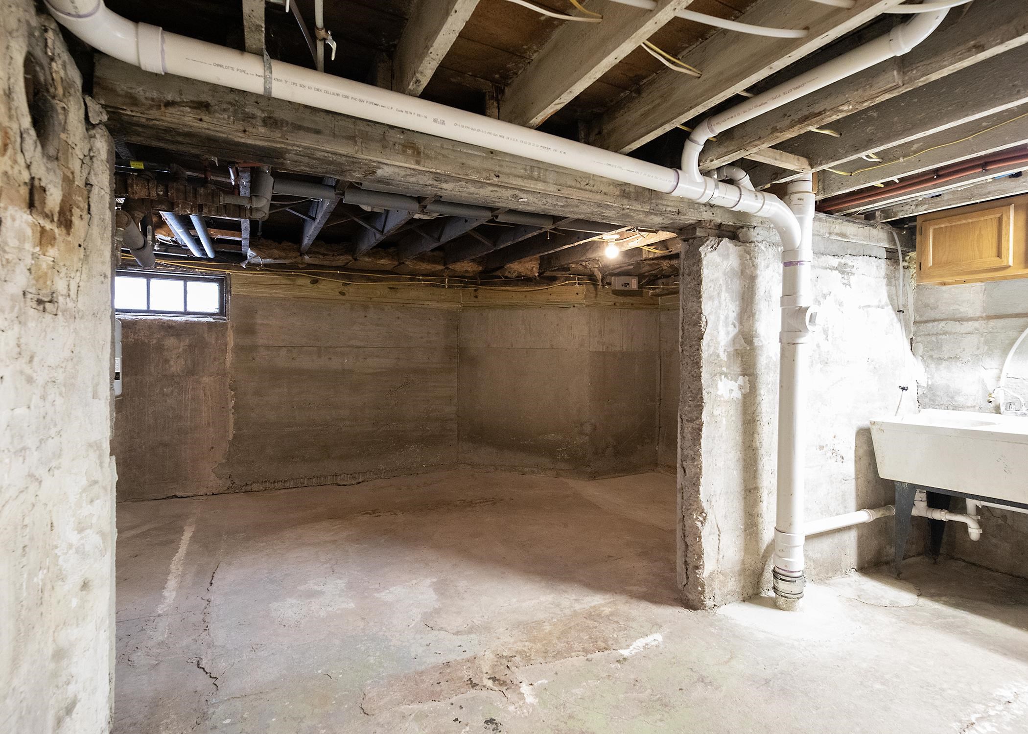 2123 John Avenue Superior, WI 54880 - Photo 38 of 40