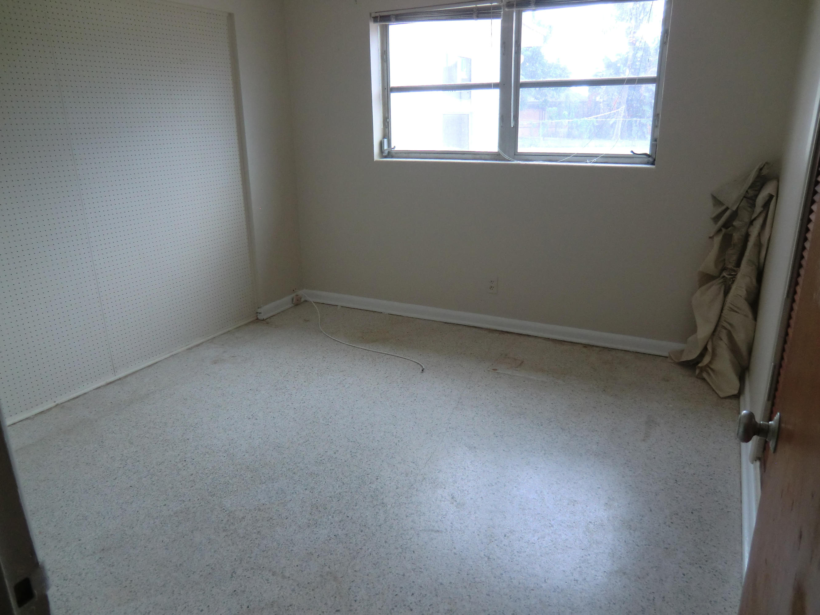312 Cavalier Road Palm Springs, FL 33461 - Photo 10 of 25 312_Cavalier_10