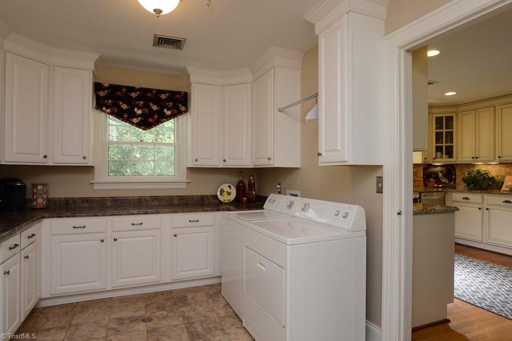 100 Shadow Valley Road High Point, NC 27262 - Photo 19 of 30 Gallery Image 19