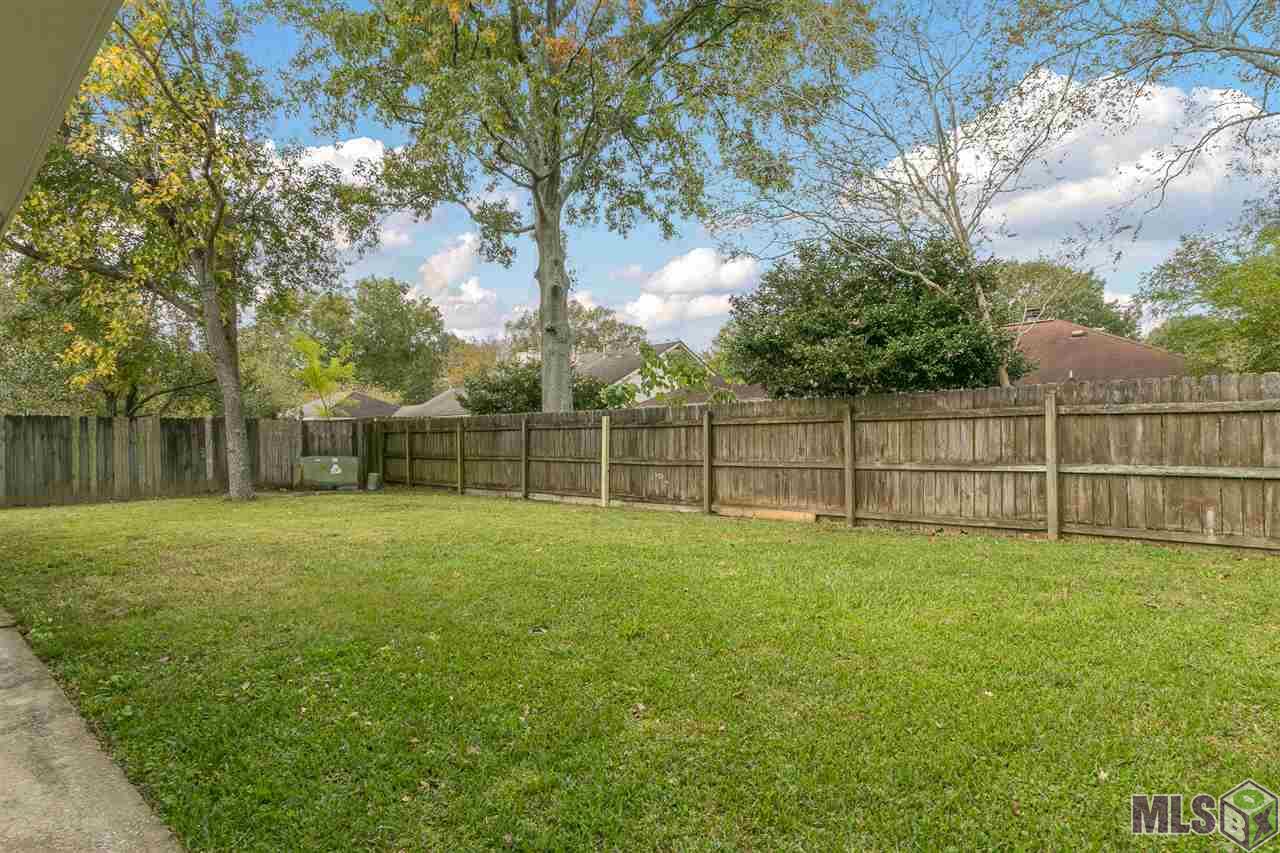 1047 Bullrush Drive Baton Rouge, LA 70810 - Photo 4 of 18 Gallery Image 4