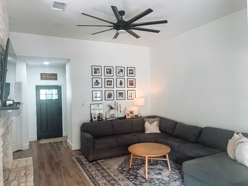 1000 Blue Bird Court Round Rock, TX 78681 - Photo 5 of 10 a living room with furniture and a window