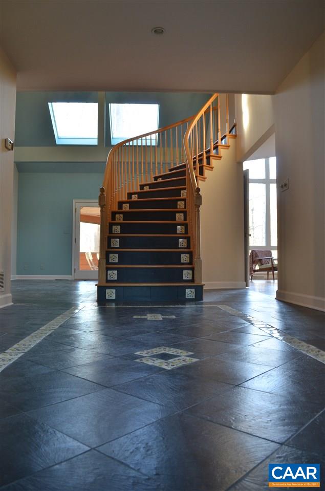 2020 Wingfield Road Charlottesville, VA 22901 - Photo 17 of 38 Gallery Image 17