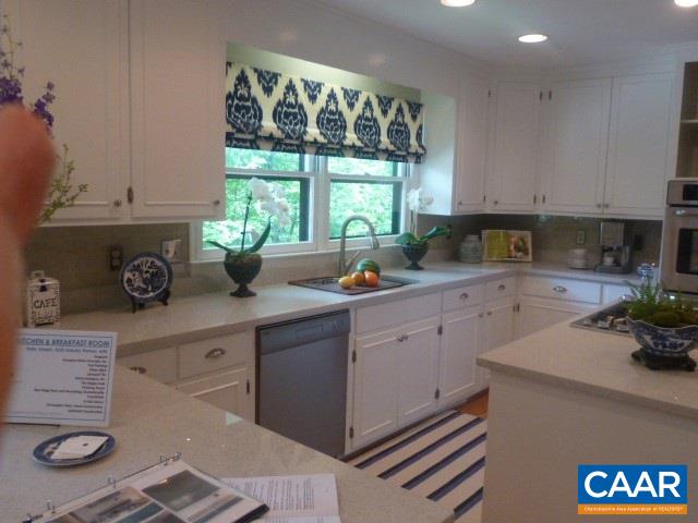 2020 Wingfield Road Charlottesville, VA 22901 - Photo 6 of 38 Gallery Image 6