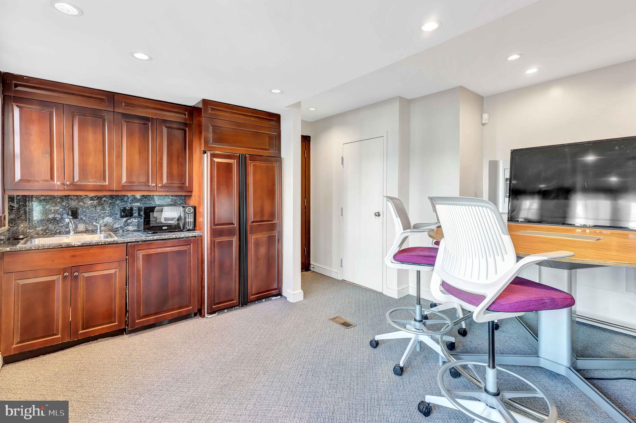 3256 Prospect Street Northwest Washington, DC 20007 - Photo 6 of 11 Gallery Image 6