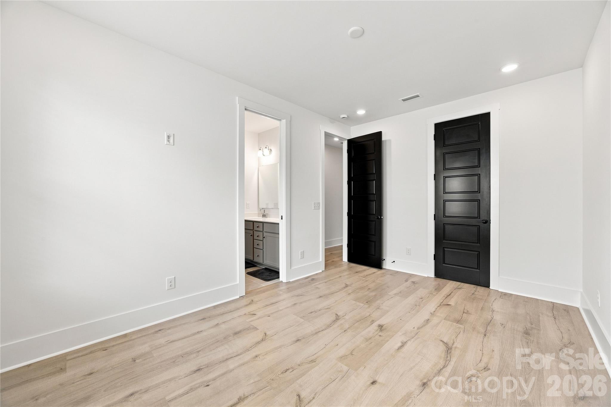513 Bowman Road Charlotte, NC 28217 - Photo 27 of 34 Gallery Image 27