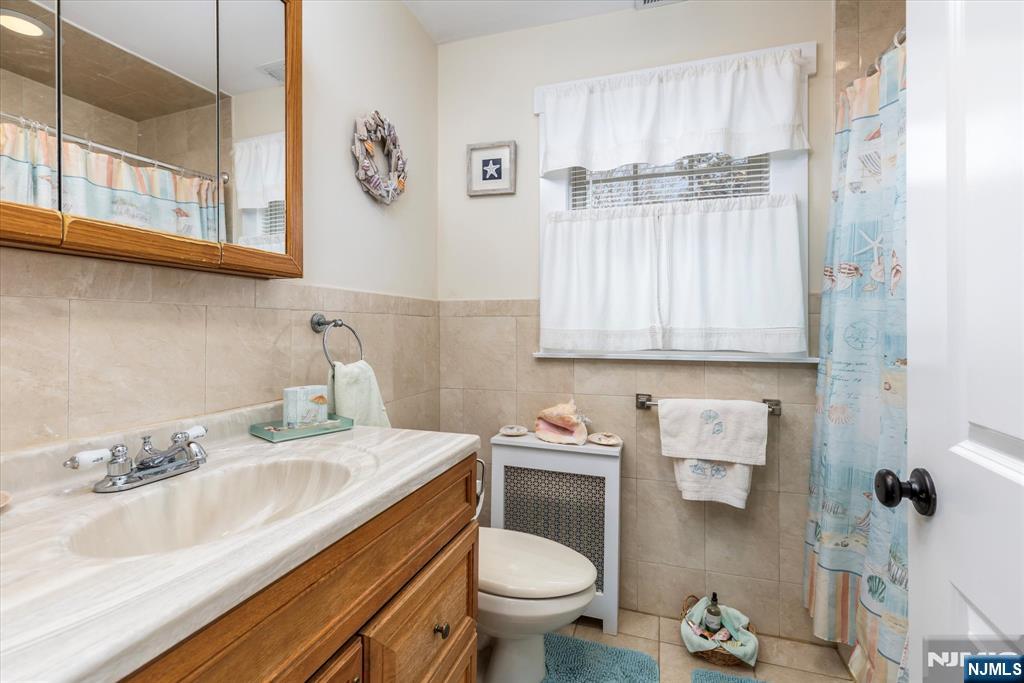 32 North Spring Garden Avenue Nutley, NJ 07110 - Photo 14 of 29