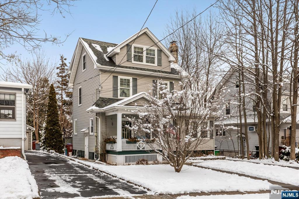 32 North Spring Garden Avenue Nutley, NJ 07110 - Photo 2 of 29