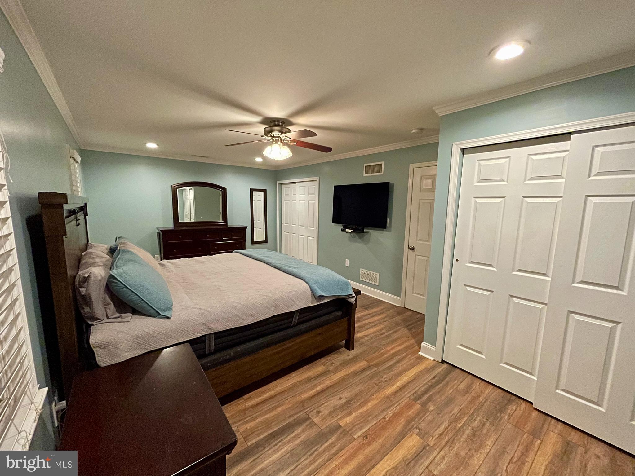 9 Gatewood Road Levittown, PA 19057 - Photo 16 of 72 Primary Bedroom