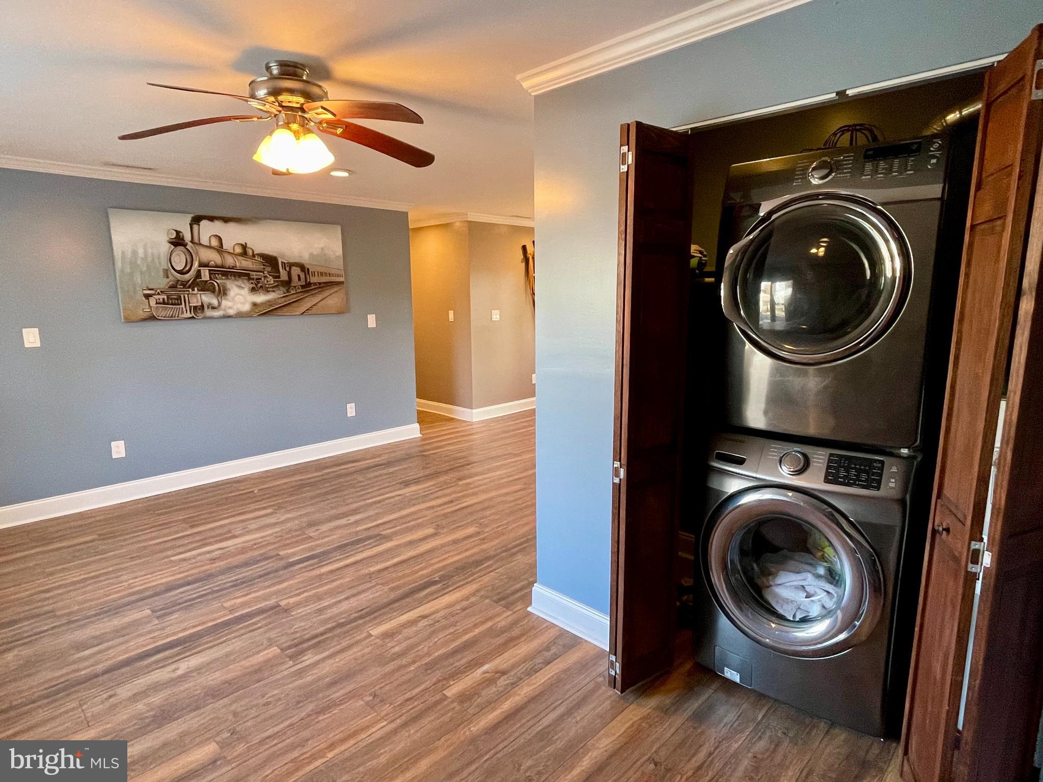9 Gatewood Road Levittown, PA 19057 - Photo 28 of 72 Laundry space with included washer & dryer