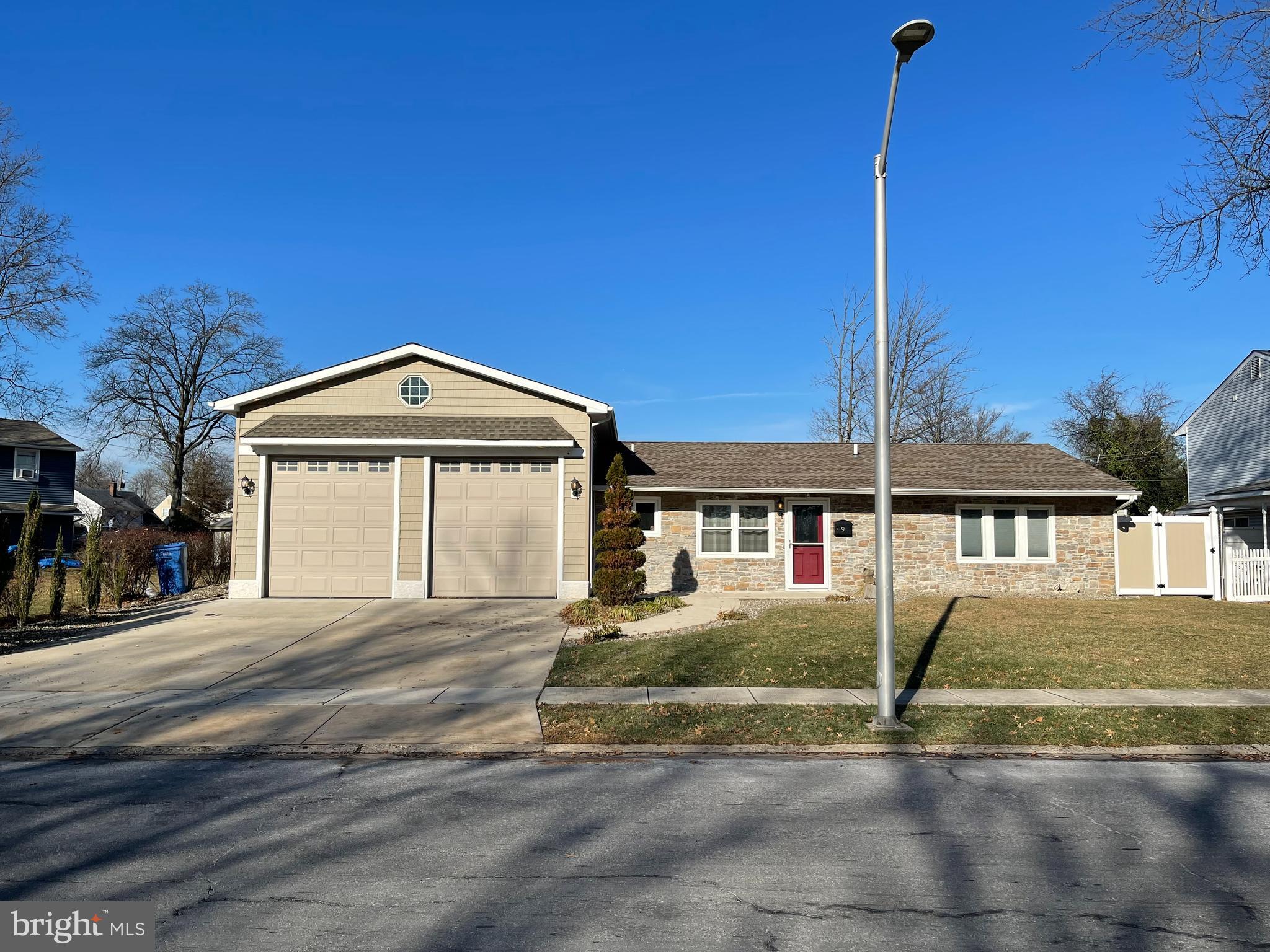 9 Gatewood Road Levittown, PA 19057 - Photo 3 of 72 Gallery Image 3