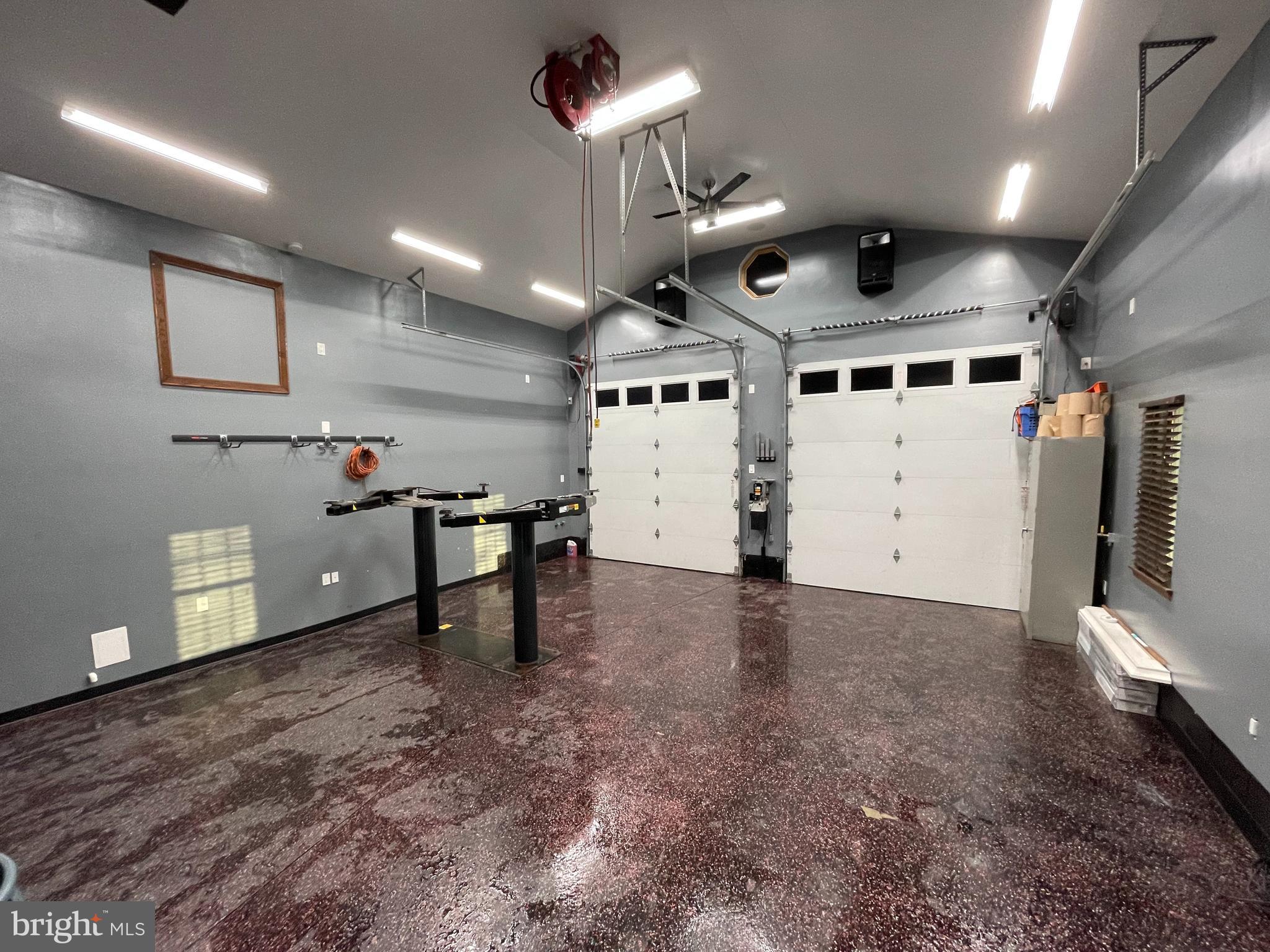 9 Gatewood Road Levittown, PA 19057 - Photo 45 of 72 12 foot garage doors with flush mounted lifts.