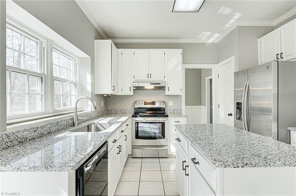 5501 Turtle Cove Court Greensboro, NC 27410 - Photo 14 of 34