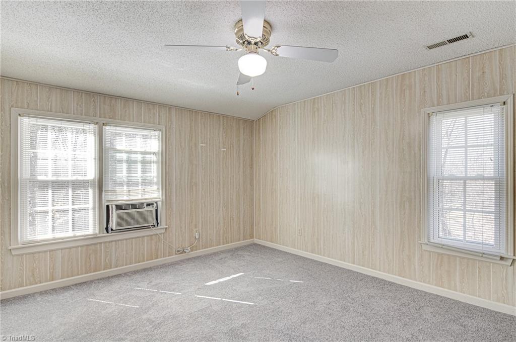 5501 Turtle Cove Court Greensboro, NC 27410 - Photo 28 of 34