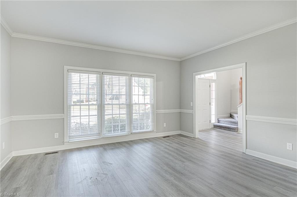 5501 Turtle Cove Court Greensboro, NC 27410 - Photo 4 of 34