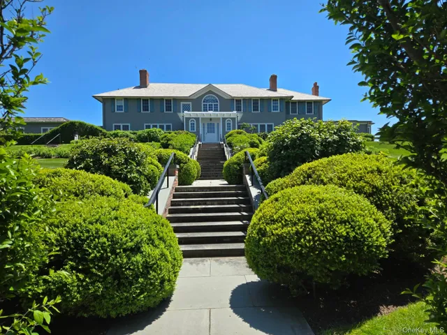 $1,000,000 | 165 Lily Pond Lane, East Hampton, NY 11937