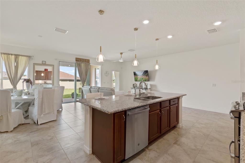 125 Silver Maple Road Groveland, FL 34736 - Photo 20 of 53 Gallery Image 20