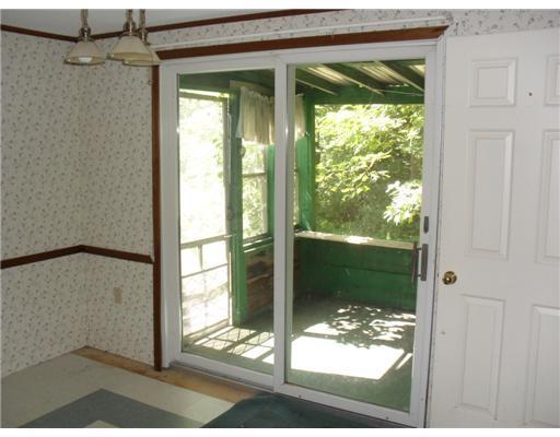 14 North Road Bridgton, ME 04009 - Photo 6 of 12 Kitchen.