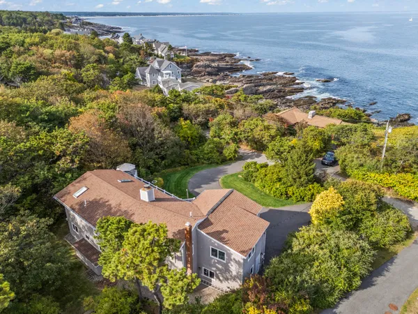 $1,975,000 | 90 Bald Head Cliff Road, York, ME 03902
