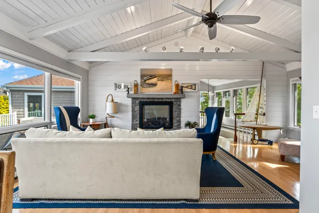 $1,975,000 | 90 Bald Head Cliff Road, York, ME 03902