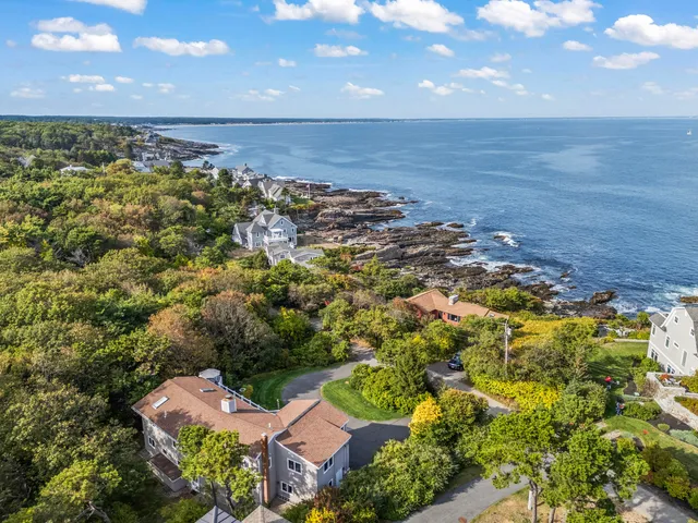 $1,975,000 | 90 Bald Head Cliff Road, York, ME 03902