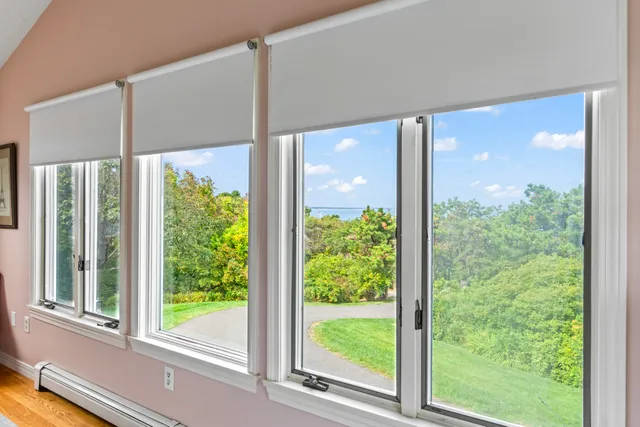 $1,975,000 | 90 Bald Head Cliff Road, York, ME 03902