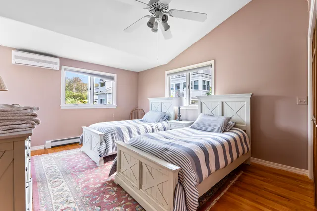 $1,975,000 | 90 Bald Head Cliff Road, York, ME 03902