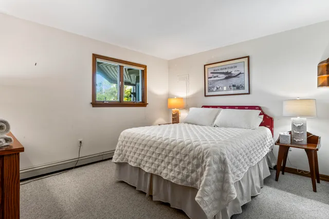 $1,975,000 | 90 Bald Head Cliff Road, York, ME 03902