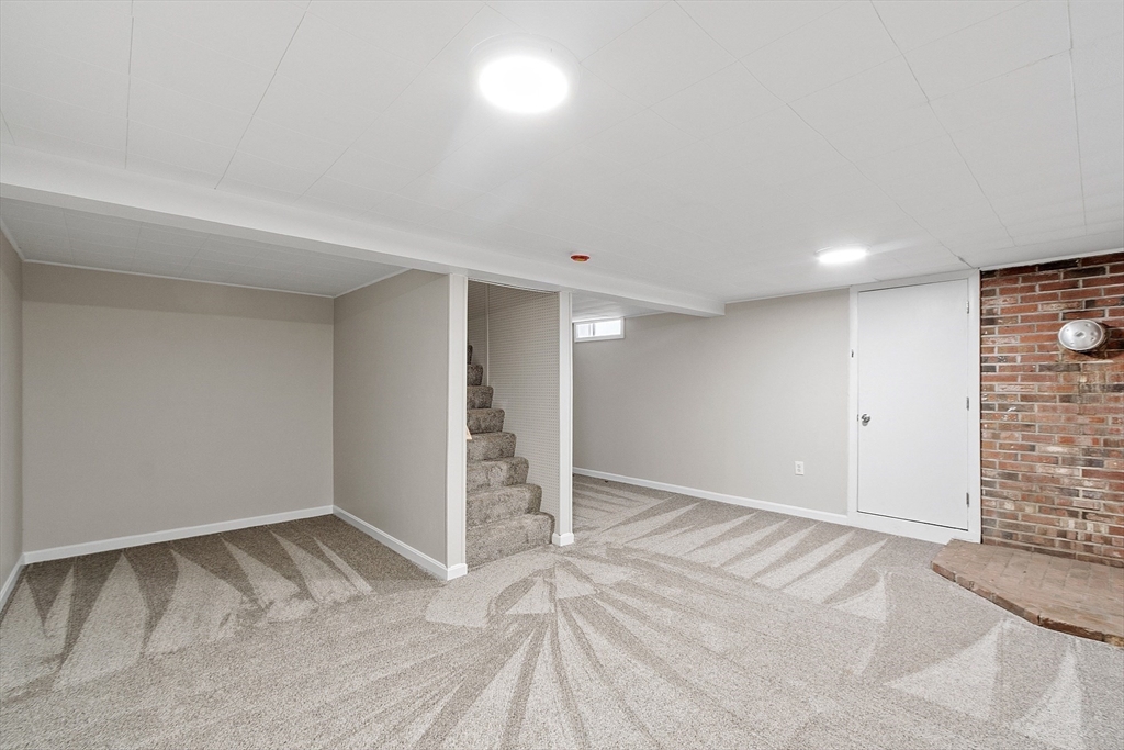 1997 Shirley Road Lancaster, MA 01523 - Photo 25 of 38
