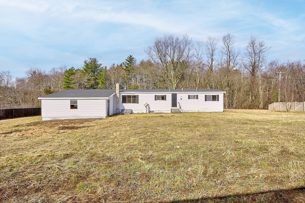 1997 Shirley Road Lancaster, MA 01523 - Photo 35 of 38