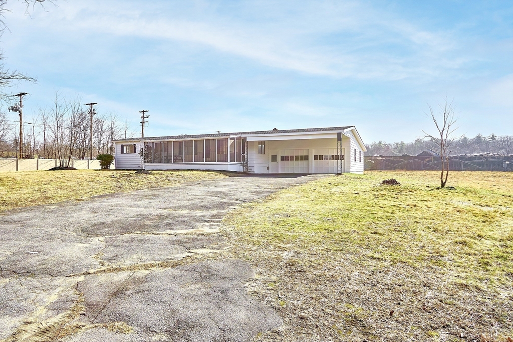 1997 Shirley Road Lancaster, MA 01523 - Photo 5 of 38