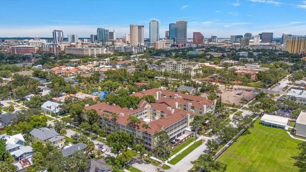 $2,800 | 1000 West Horatio Street, Unit 215, Tampa, FL 33606