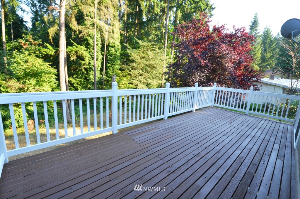 22805 2nd Avenue Southeast Bothell, WA 98021 - Photo 14 of 15