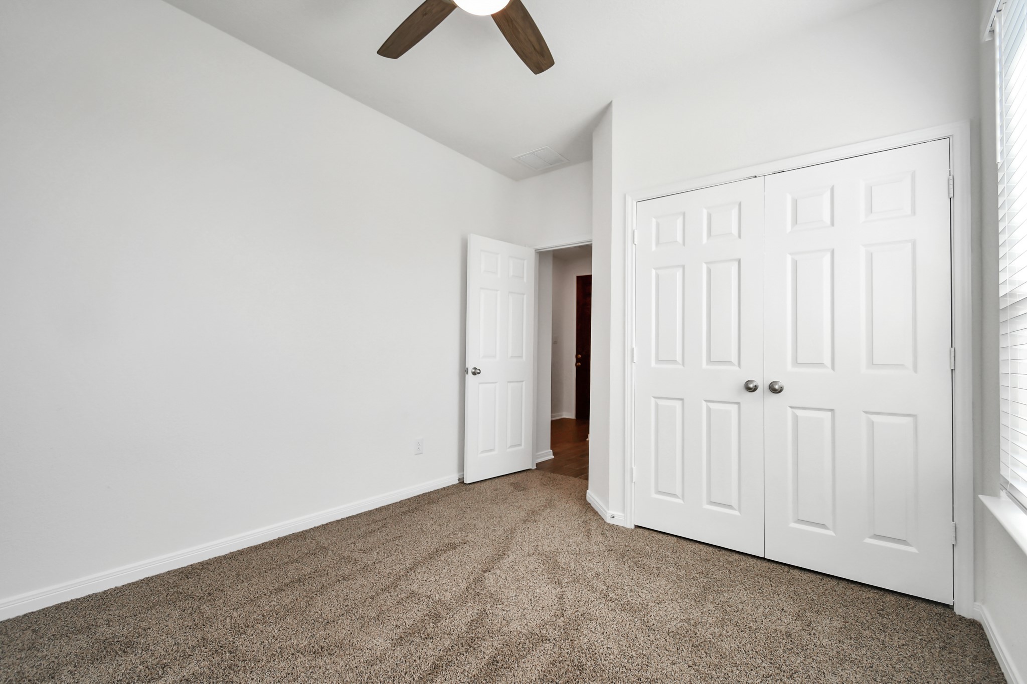 10326 Mount Winchell Drive Rosharon, TX 77583 - Photo 31 of 36