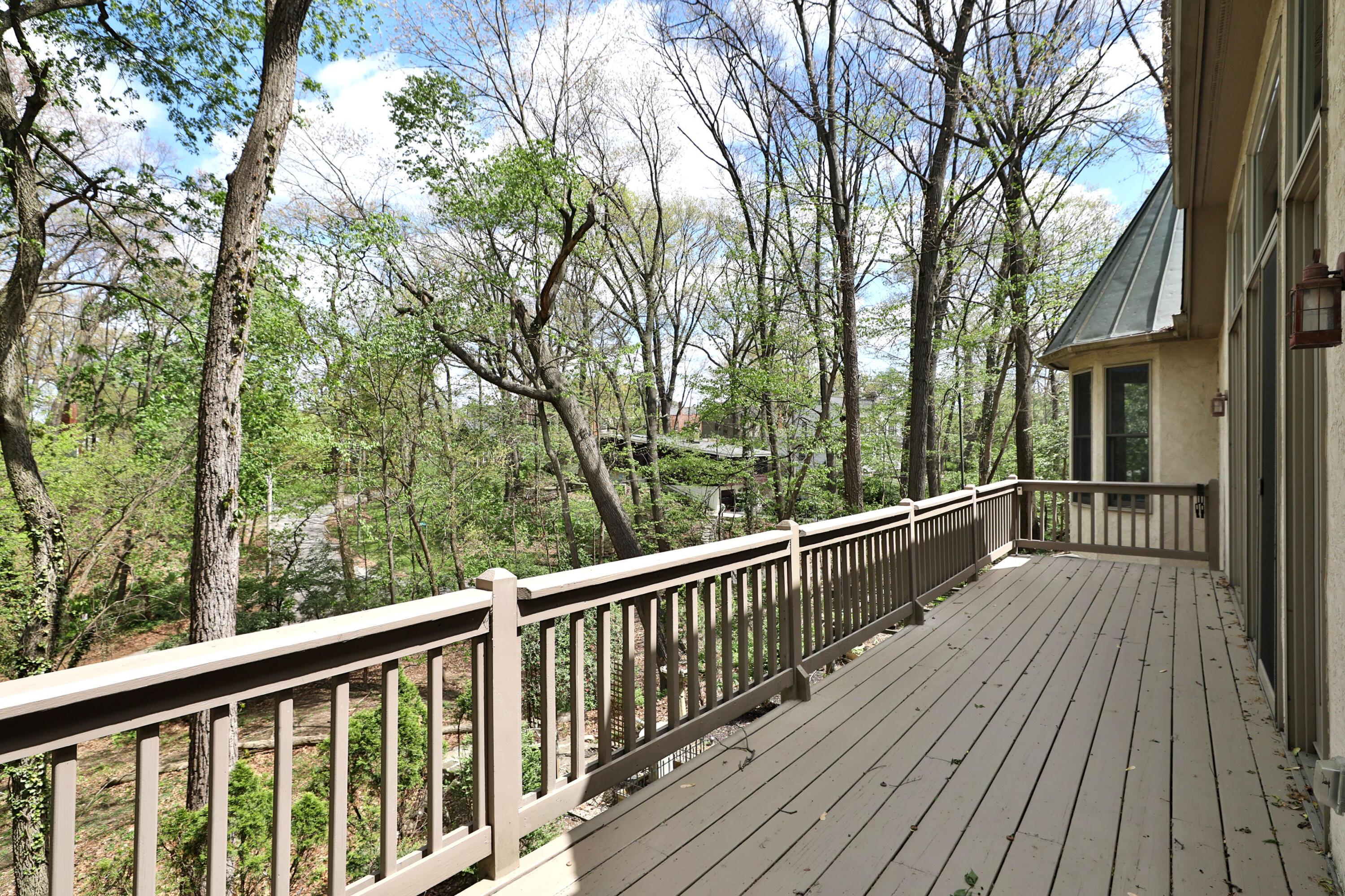 455 Walhalla Road Columbus, OH 43202 - Photo 16 of 71 455-Walhalla-April2026-16