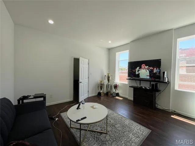 $175,000 | 3819 Nebraska Avenue, St. Louis, MO 63118