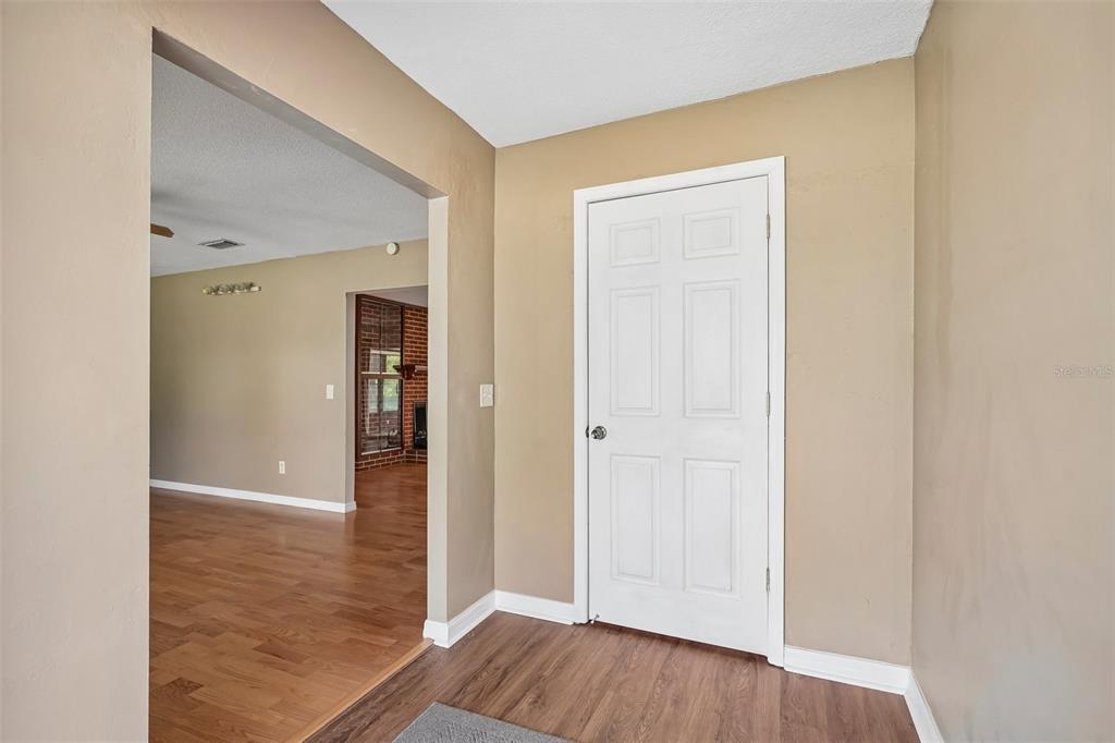 6827 Southwest 35th Way Gainesville, FL 32608 - Photo 9 of 51