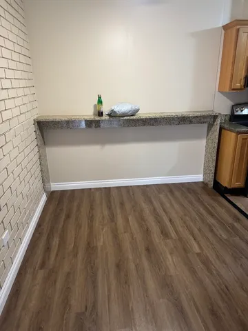 $69,900 | 3012 171st Street, Unit GT, Hazel Crest, IL 60429