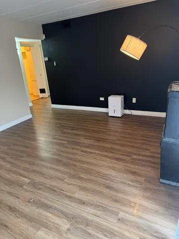 $69,900 | 3012 171st Street, Unit GT, Hazel Crest, IL 60429