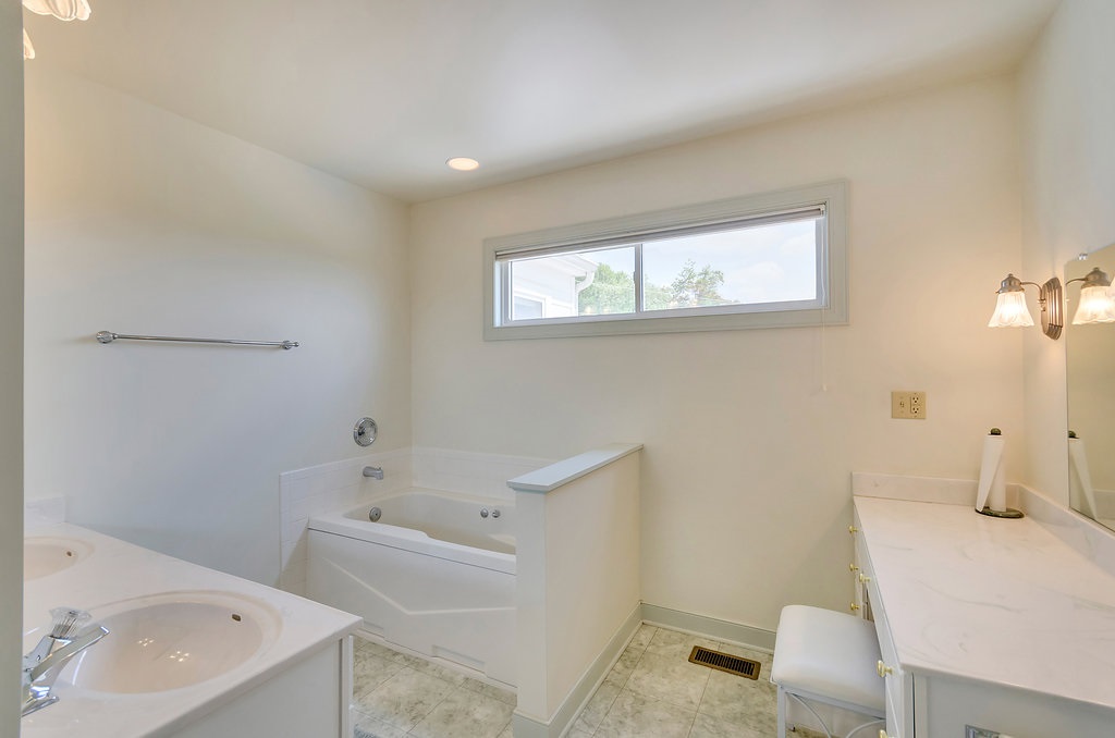 175 Mountain Road Afton, VA 22920 - Photo 30 of 38 Gallery Image 30