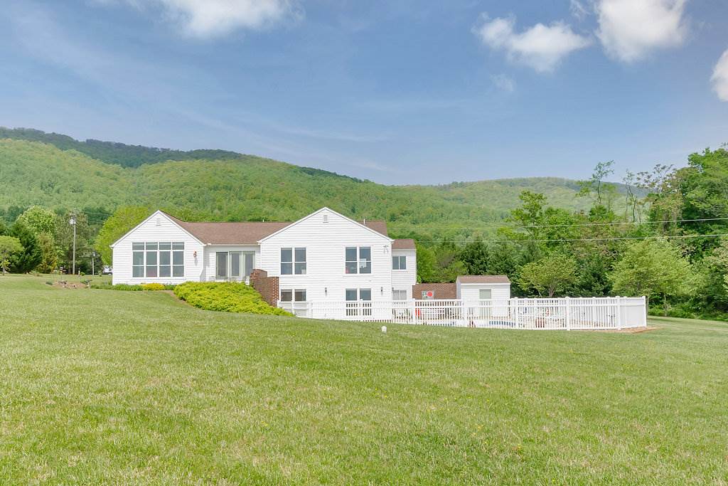 175 Mountain Road Afton, VA 22920 - Photo 4 of 38 Gallery Image 4