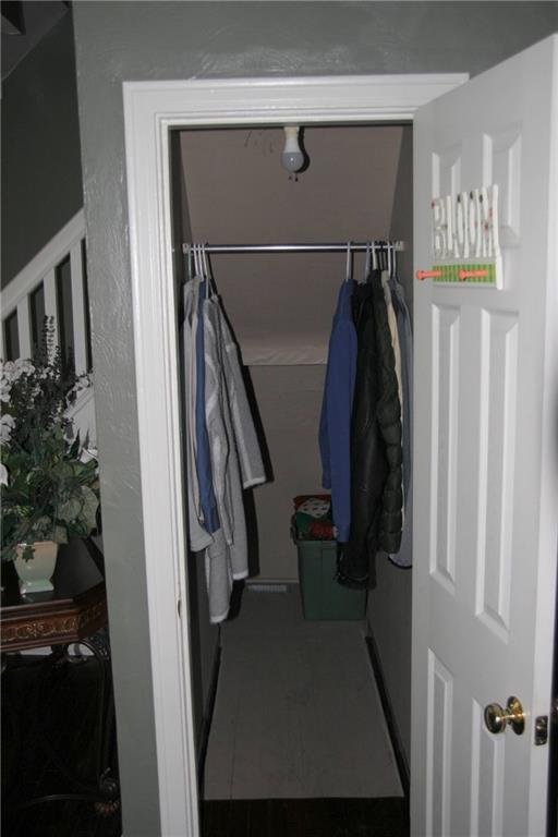 233 East Willock Road Pittsburgh, PA 15227 - Photo 13 of 22 Gallery Image 13