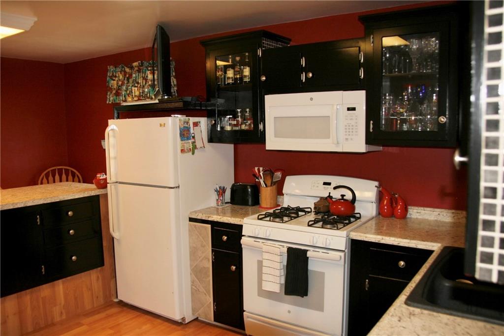 233 East Willock Road Pittsburgh, PA 15227 - Photo 4 of 22 Gallery Image 4