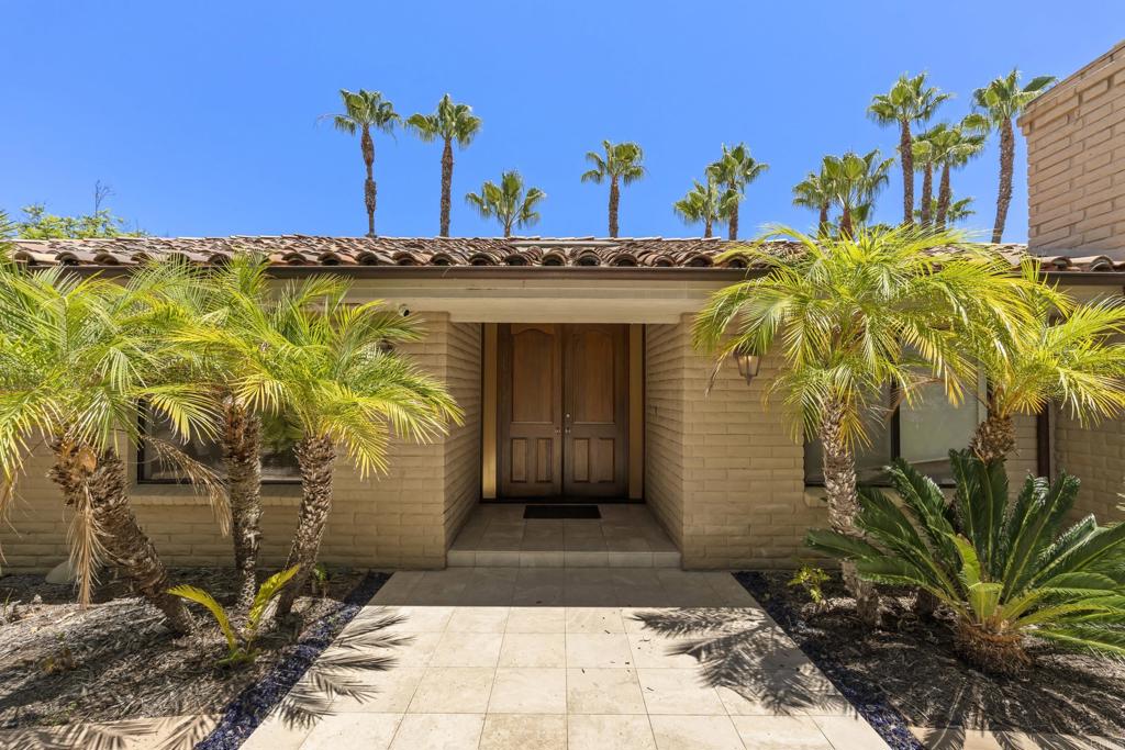 17517 El Vuelo Rancho Santa Fe, CA 92067 - Photo 6 of 16