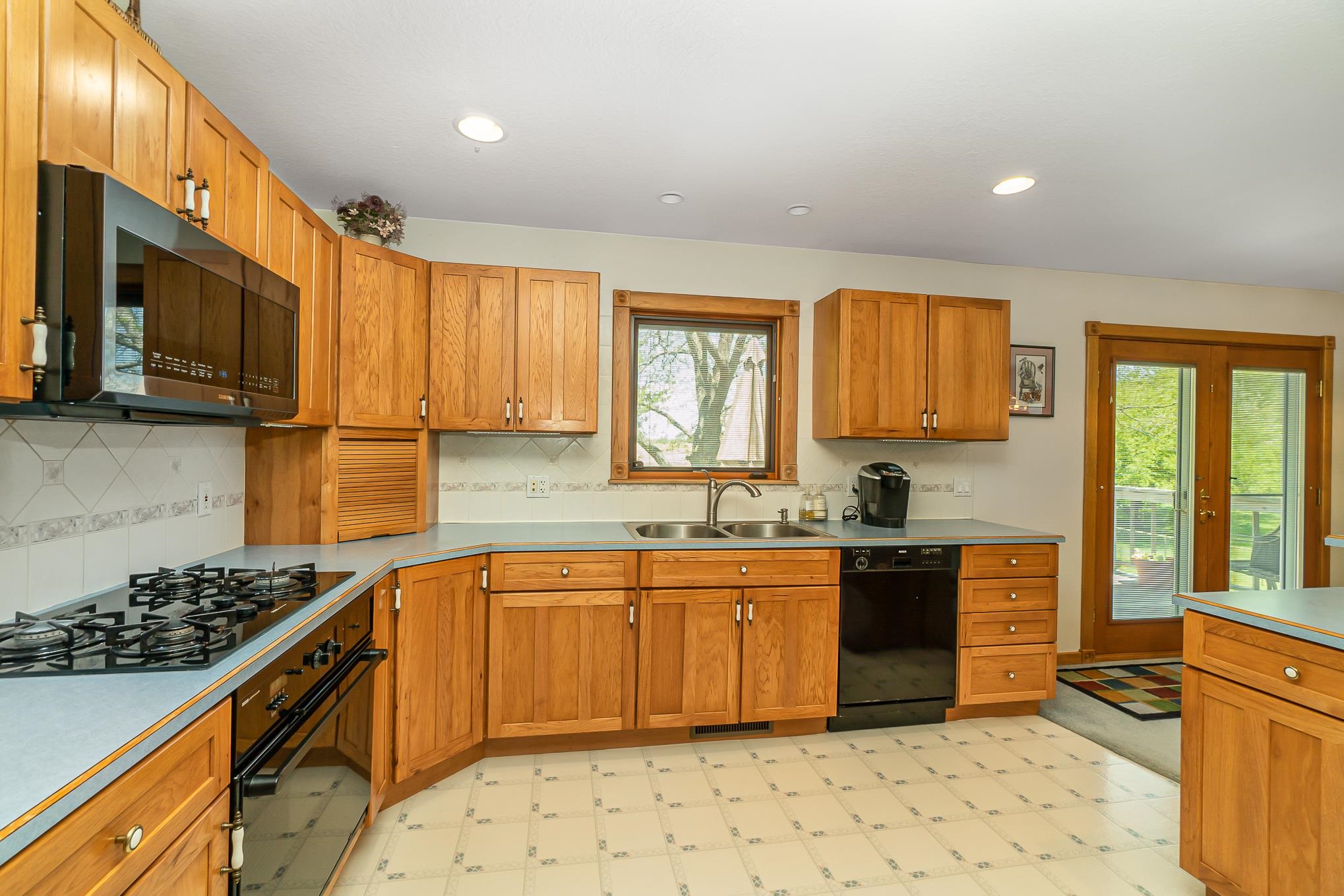 306 West Remus Road Mount Pleasant, MI 48858 - Photo 12 of 25 1900309-11.JPG