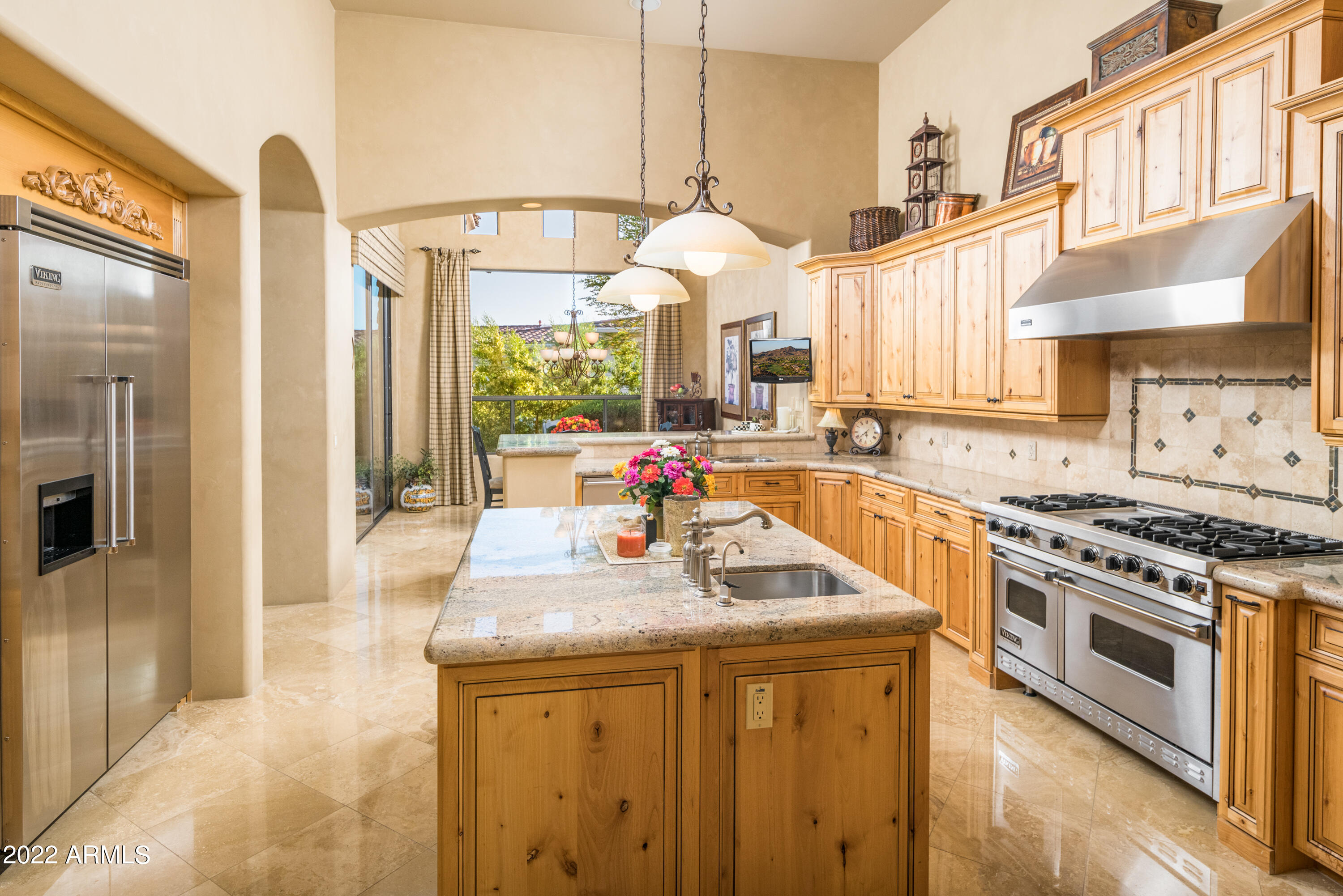 4312 North Pinnacle Ridge Circle Mesa, AZ 85207 - Photo 9 of 49 Gourmet Kitchen