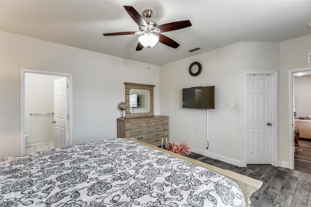 2205 Simmental Road Fort Worth, TX 76131 - Photo 12 of 25