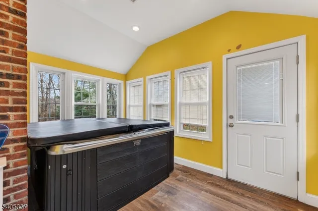 $5,200 | 141 Passaic Avenue, Summit, NJ 07901