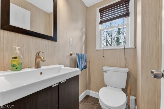 $5,200 | 141 Passaic Avenue, Summit, NJ 07901