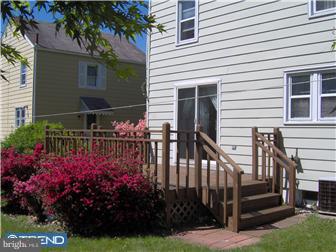 15 Upland Road Brookhaven, PA 19015 - Photo 4 of 12 Deck